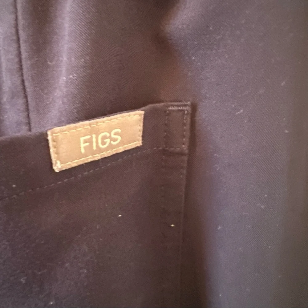 (2) Figs Technical Collection Navy Scrubs Size XXL Tall Two Pairs
